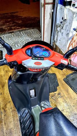 أبريليا ريسينغ بحالة ممتازة طلاء أصلي - 2