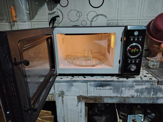 Micro-ondes importé bon état - 2