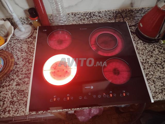 Plaque vitrocéramique marque FAGOR - 2