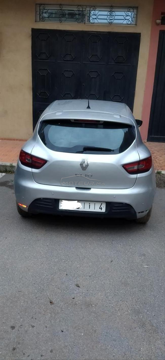 clio 4 modèle 2019 très bon état 