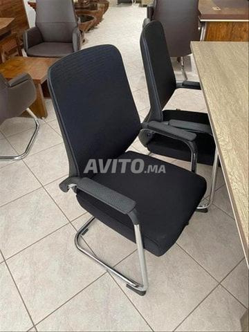 Chaise visiteur/Vestiaire/Table - 2