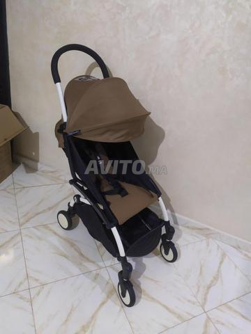 عربة أطفال Yoyo Babyzen بحالة شبه جديدة
