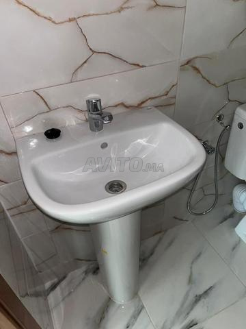 Toilette et lavabo - 2