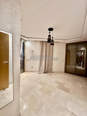 شقة جميلة مكاتب فارغة في جليز - 2