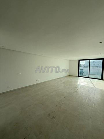 Plateau bureau à vendre à Zone Franche Gzanayia - 2