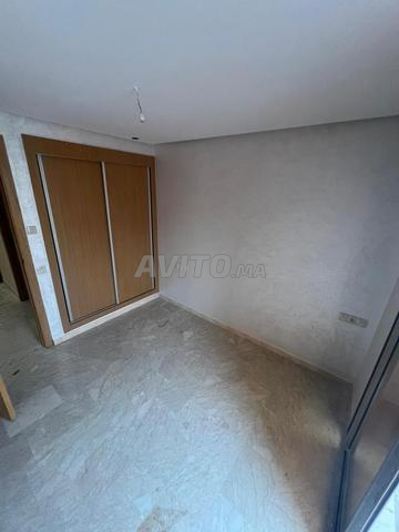 Magnifique appartement vide à louer à Charaf - image 4