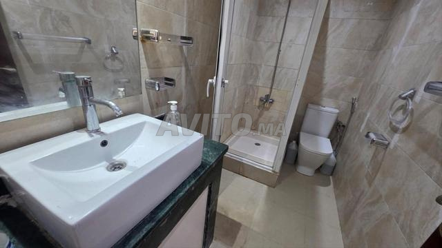 Jolie appartement à louer Agdal - image 4