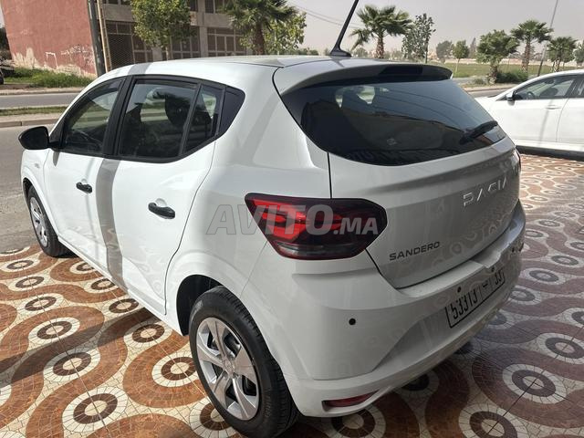 Sandero diesel 17000 km 1ère main 2025