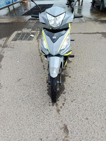 Sym Magic 125 cc Légal - 2