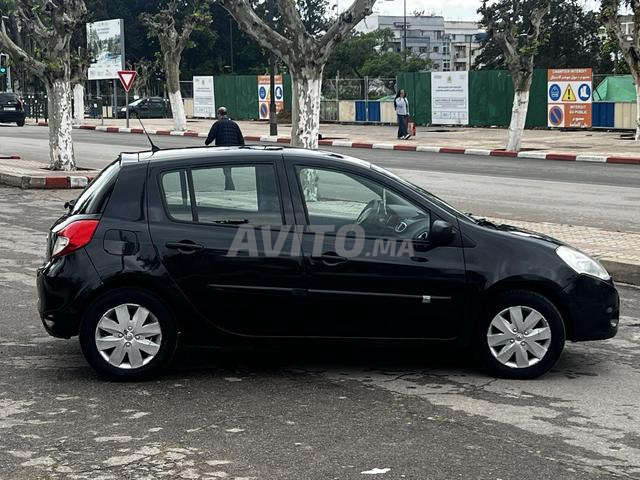 كليو 3 ديزل موديل 2011