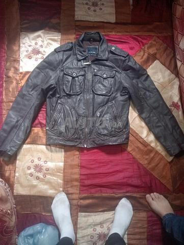 Veste en cuir Outrage, encore propre - 2