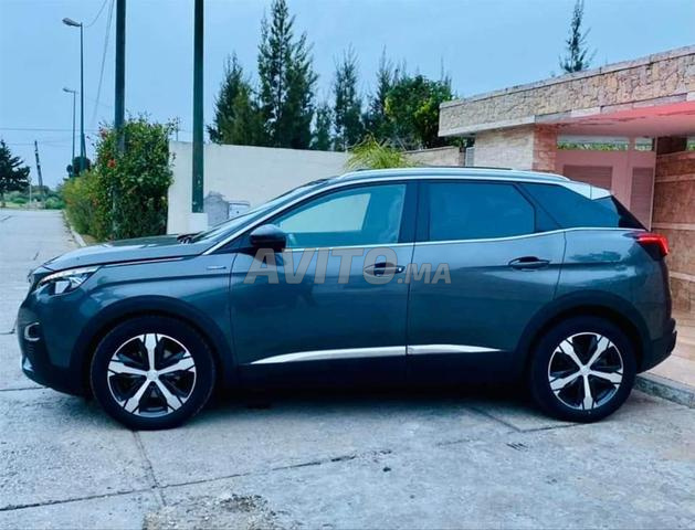 Peugeot 5008 Diesel Automatique 2018 à Casablanca