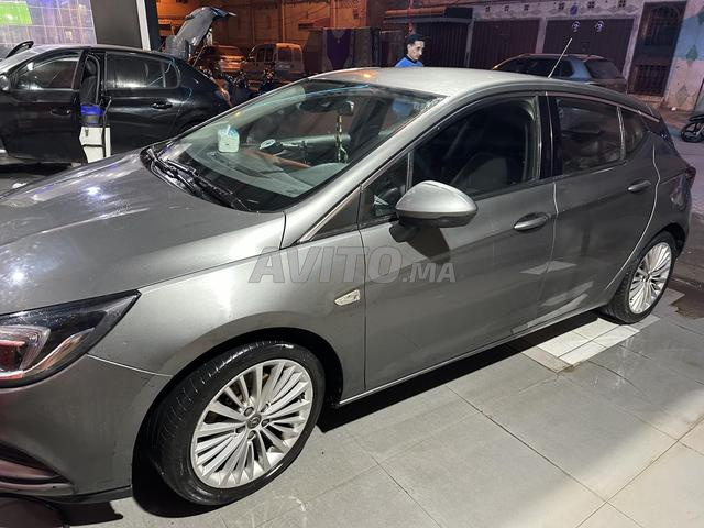 Opel Astra K 2019 - 2