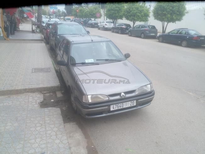 Renault  19