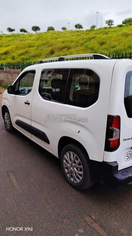 Citroen berlingo 2022 - Diesel Manuelle - photo 4