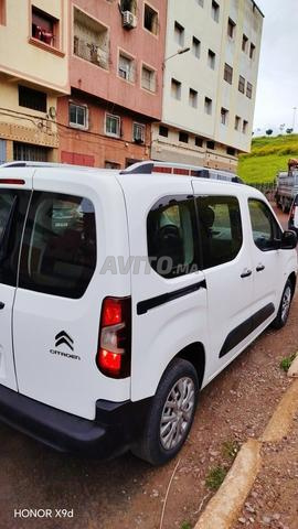 Citroen berlingo 2022 - Diesel Manuelle - photo 5
