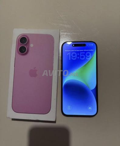 iPhone 16 rose neuf