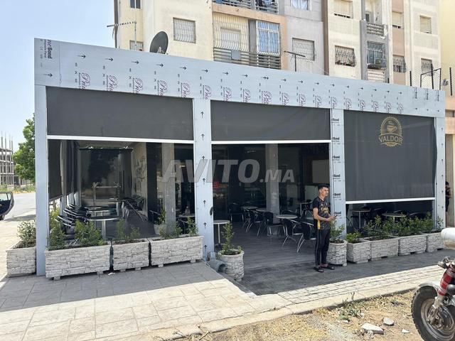 مقهى للبيع في قطاع تيسير