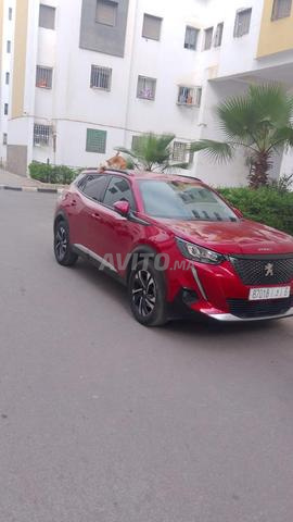 سيارة جديدة