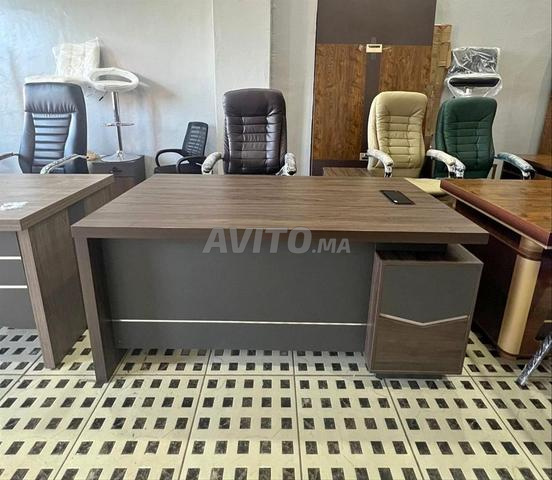 مكاتب إدارية مستوردة بتصميم عصري واحترافي - 2