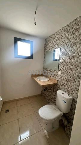 Appartement à louer 80 m² à Temara - 2