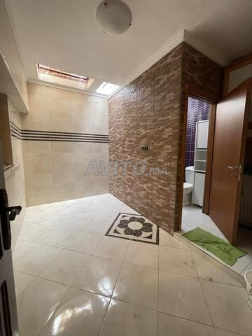 شقة مع مرآب - 2