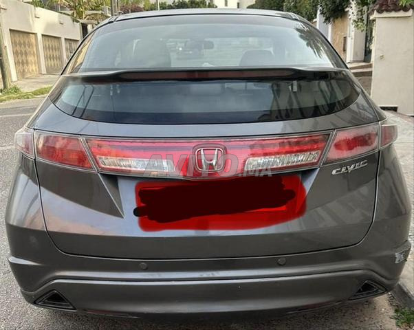 Honda Civic Essence Automatique 2010 à Safi