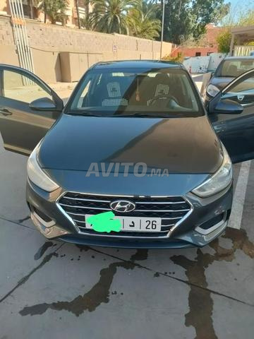 Salut voiture très propre - 2