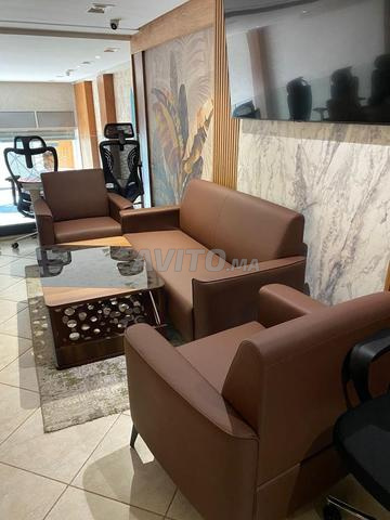 مكتب خشب MDF مع كرسي إدارة متوفر - 2