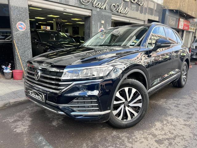 Volkswagen Touareg - 2