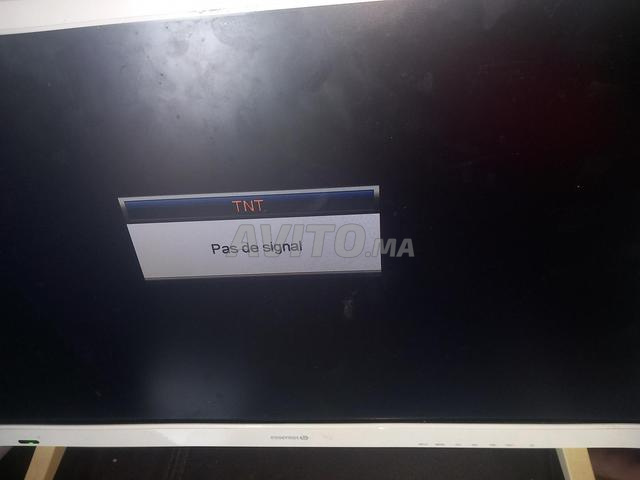 Télévision sans télécommande - 2