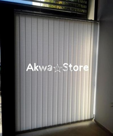 Stores verticaux - 2