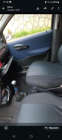 فيات بونتو بنزين يدوي 2004 بالدار البيضاء - 2