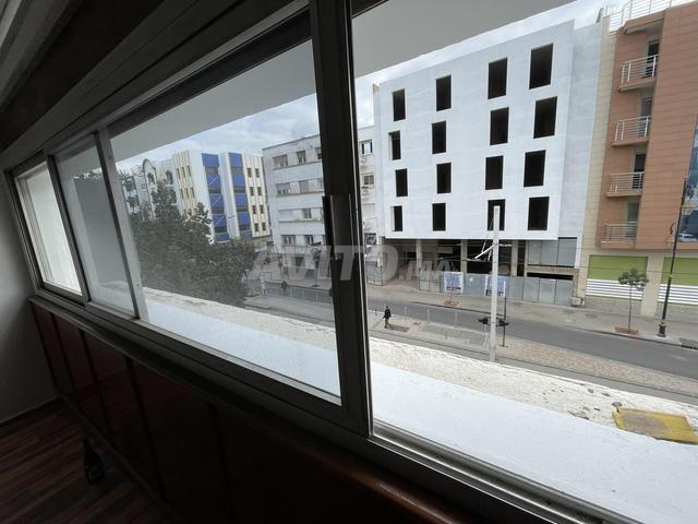 Appartement à louer 110 m² à Rabat - 2