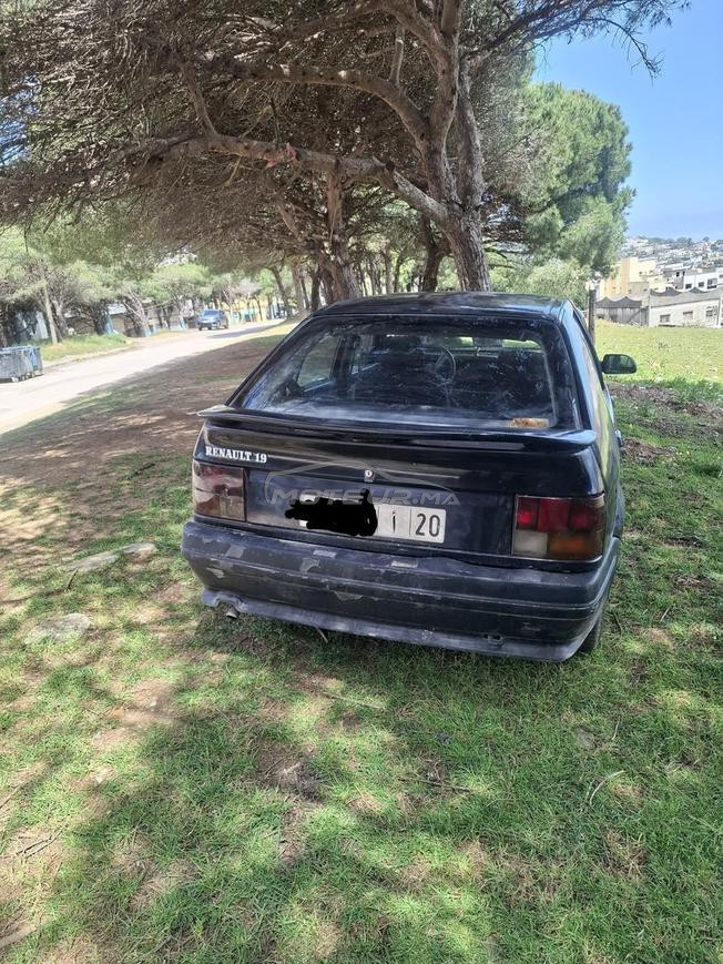 RENAULT 19 موضيل 1989
