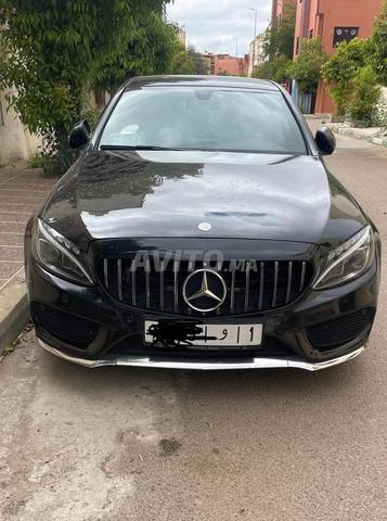Mercedes-Benz 220 Diesel Automatique 2015