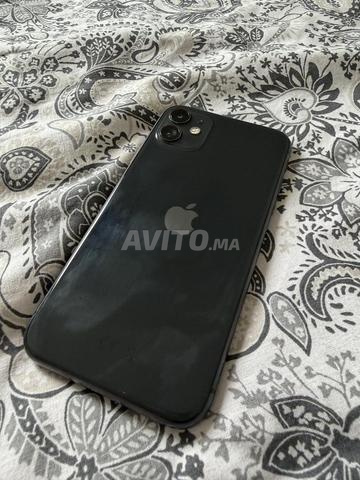 iPhone 11 en excellent état à vendre