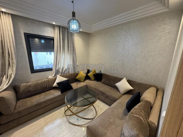 شقة مفروشة فاخرة للإيجار - 2