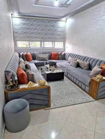 شقة للكراء مفروشة بحي ممتاز قرب المحلات التجارية - 2