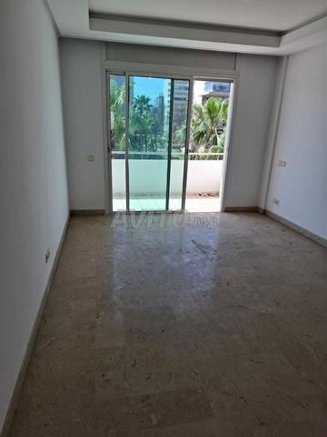 Appartement à louer - image 5