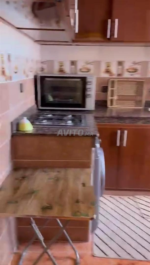 Appartement meublé à louer quotidiennement en centre-ville - image 5