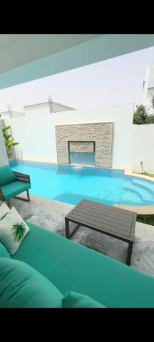 فيلا مع مسبح وجاكوزي - 2