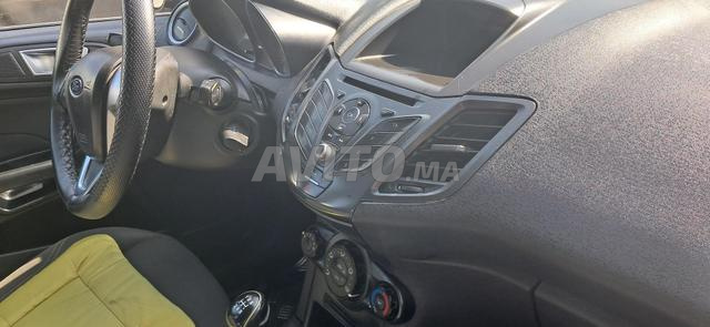 سيارة جميلة اقتصادية - 2