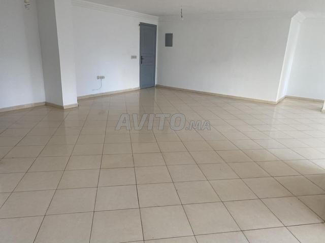 مكتب طابق أرضي للبيع - 2