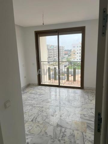 شقة 3 غرف للإيجار فارغة نواصر - 2