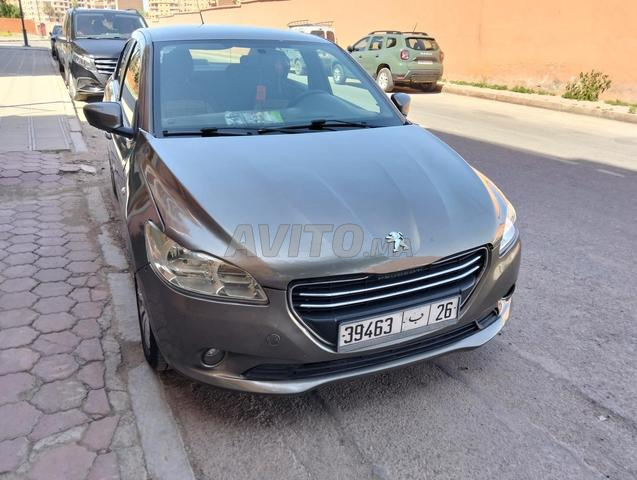 Peugeot 301 Diesel Manuelle 2017 à Marrakech