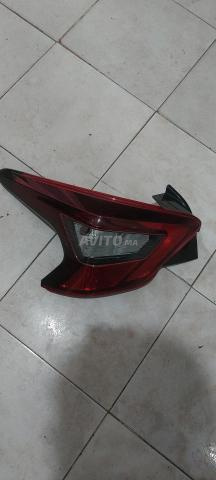 Feu arrière Nissan Micra K14 - 2