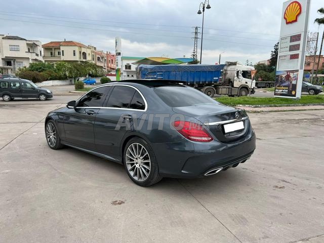 MERCEDES c220
