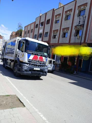Maison avec locaux commerciaux - 2