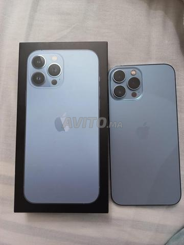 iPhone 13 Pro Max 128Go boîte et câble